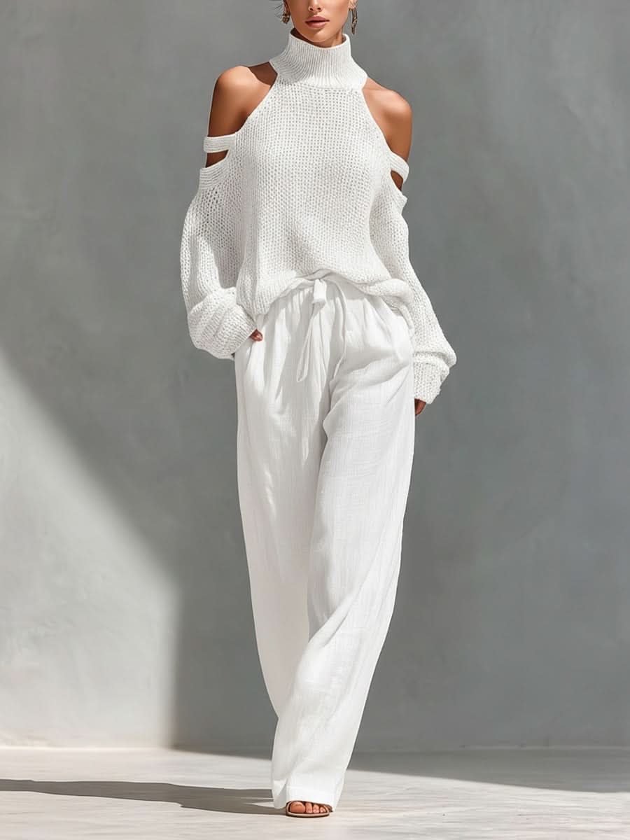 Sarah • Fashionable Cut Out Set