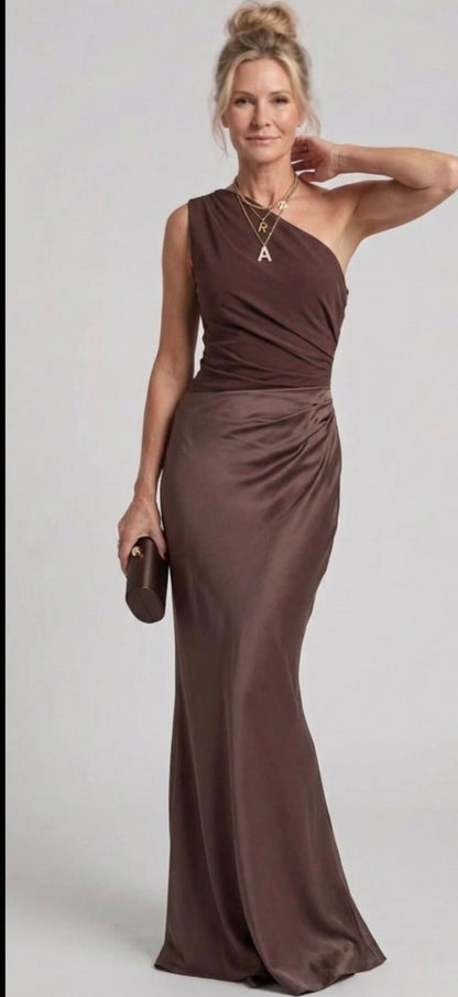 Grace & Annalee™ | Maxi Dress with a Guilt in Satin