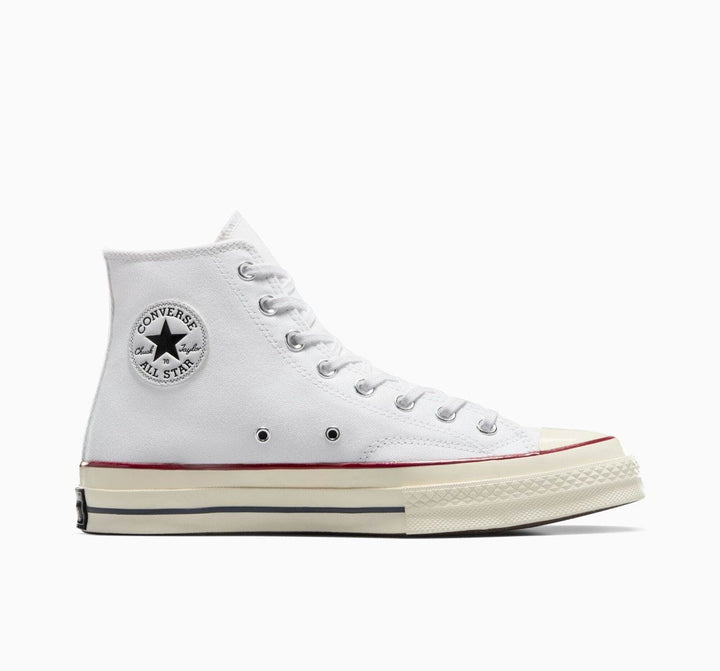Converse Chuck Taylor &