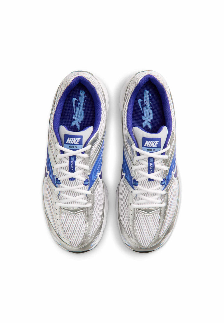 Nike AIR MAX MOTO 2K - Low-top Sneakers
