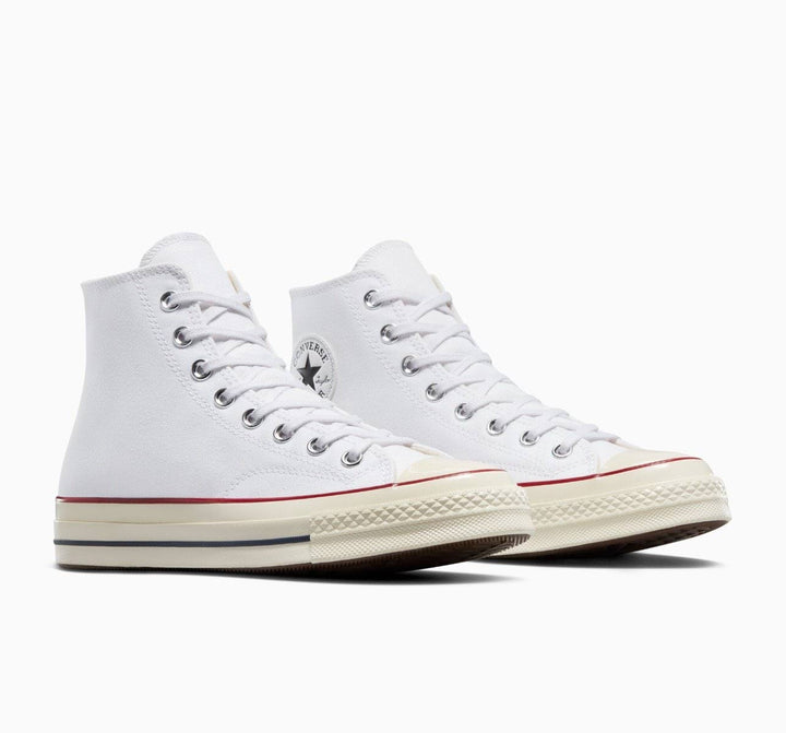 Converse Chuck Taylor &