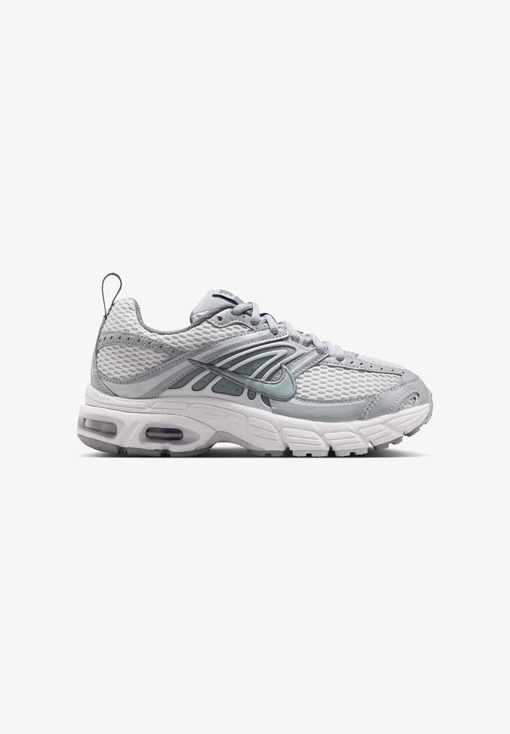 Nike AIR MAX MOTO 2K UNISEX - Low Top Sneakers