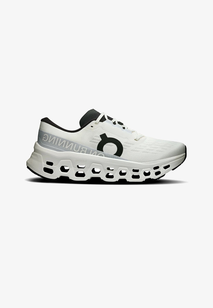 On CLOUDMONSTER 3 limited edition