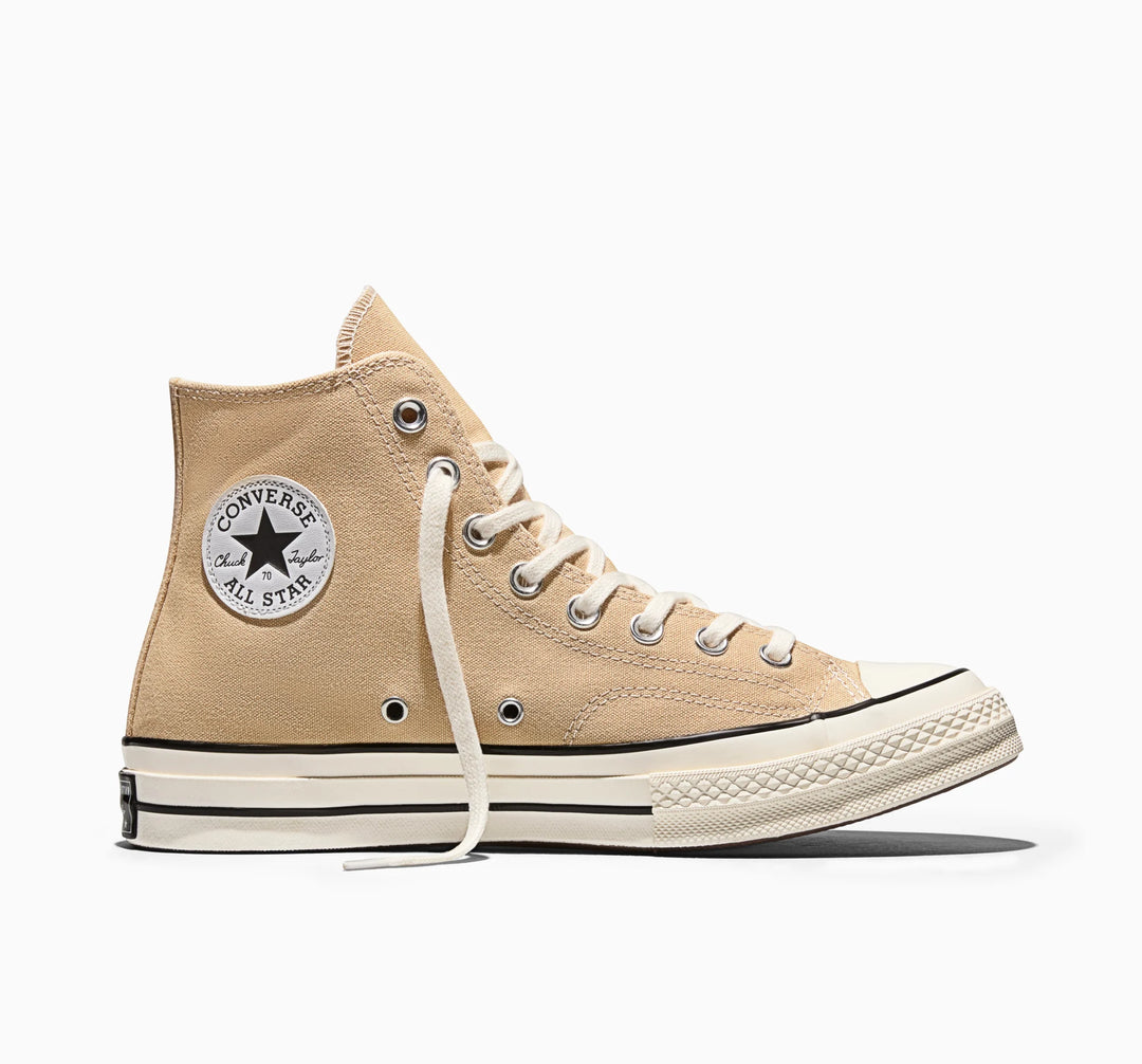 Converse Chuck Taylor &