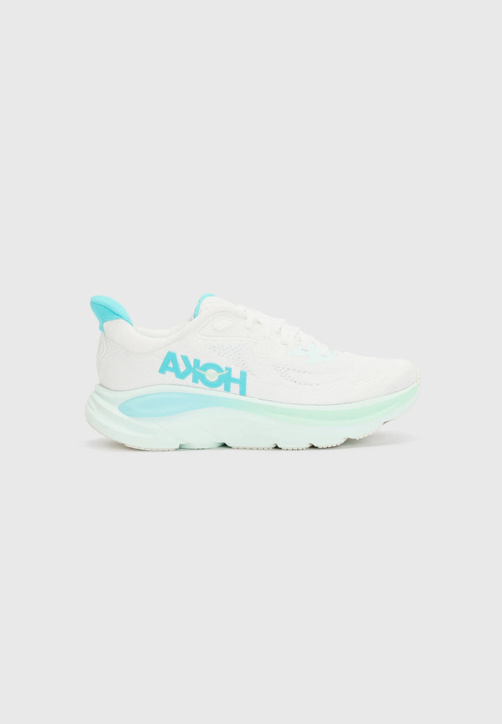 Valora Hoka Clifton 10