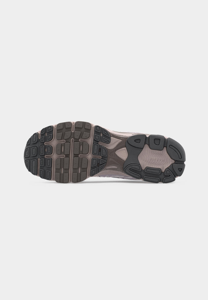Nike AIR MAX MOTO 2K - Low-top Sneakers