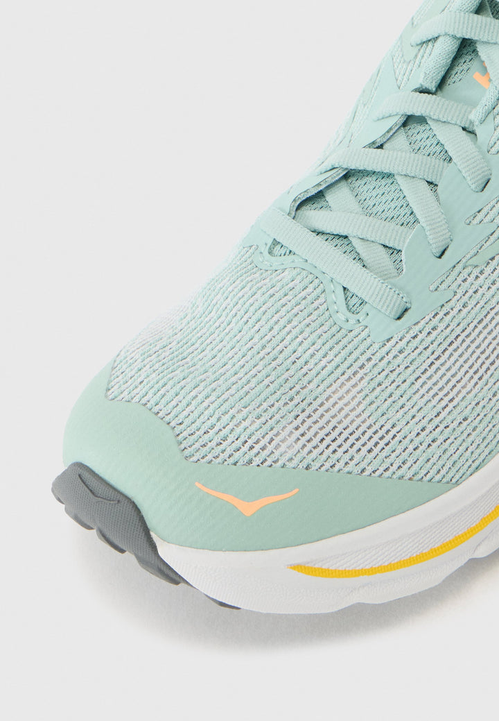 Hoka CHALLENGER 8