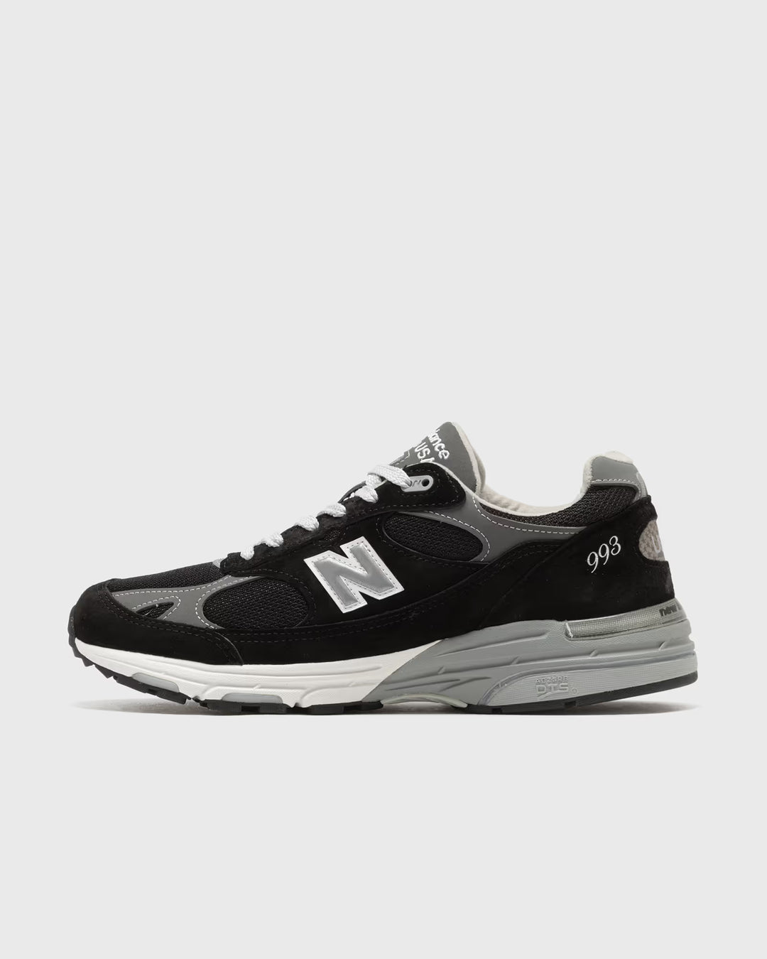 New Balance 993
