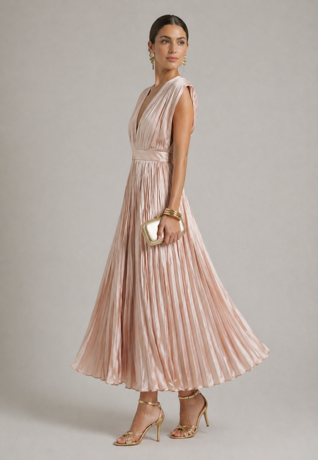 Grace & Annalee™ | Timeless Pleated Midi Dress