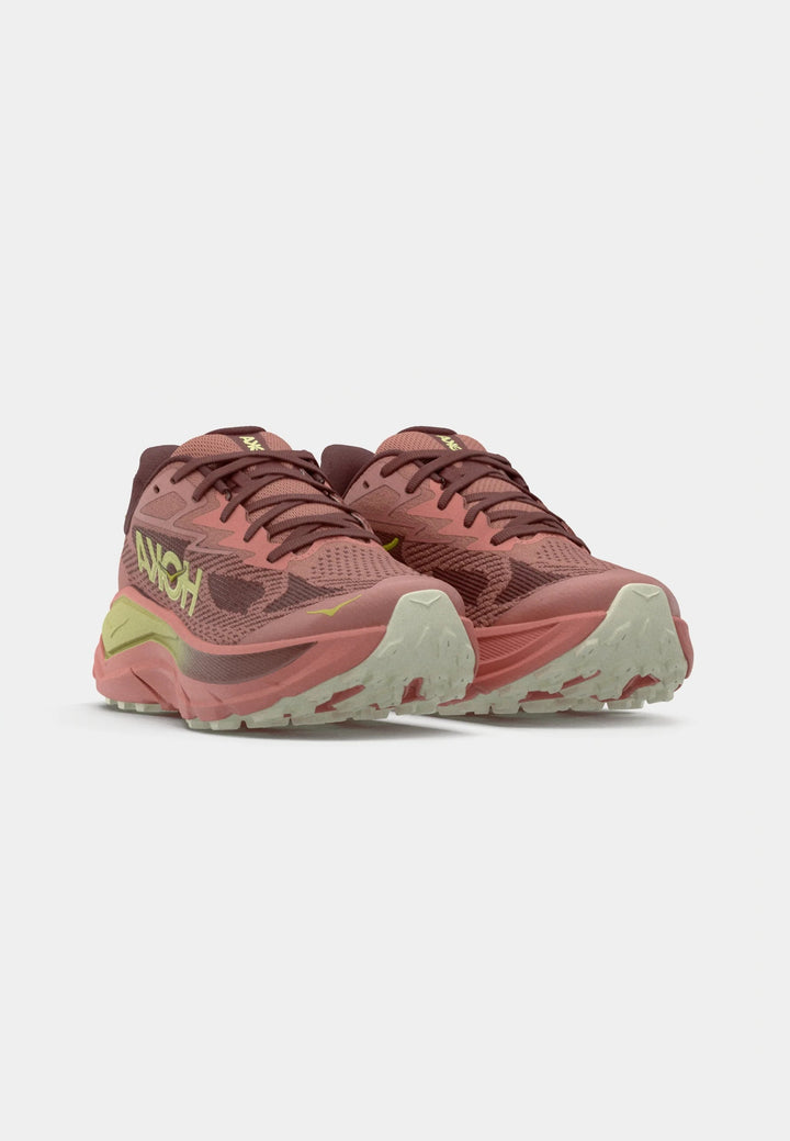 Hoka CHALLENGER 8