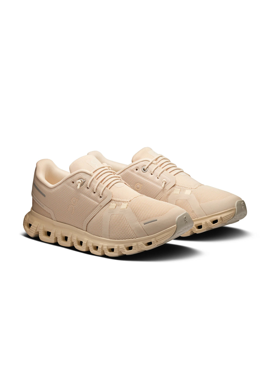 On CLOUD 6 - Trainers