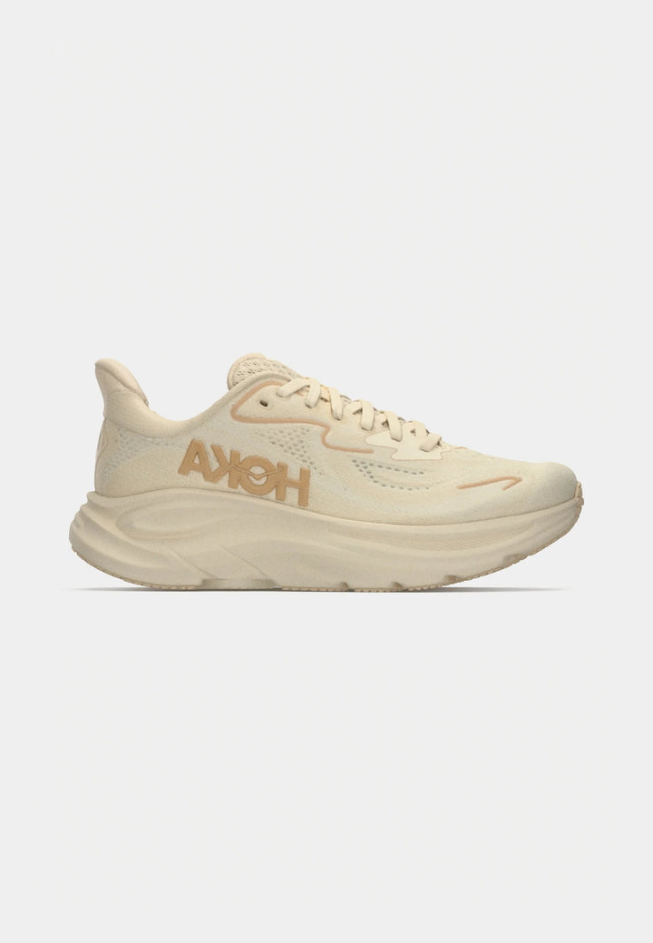 Valora Hoka Clifton 10