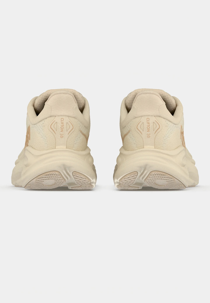 Valora Hoka Clifton 10