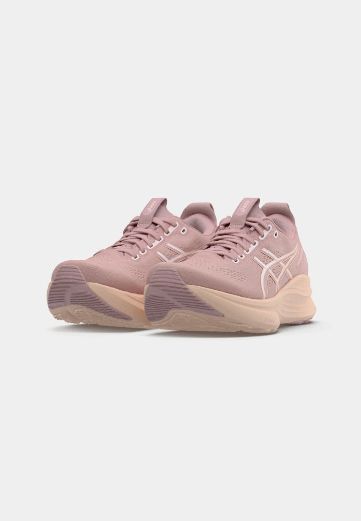 ASICS GEL-KAYANO 32
