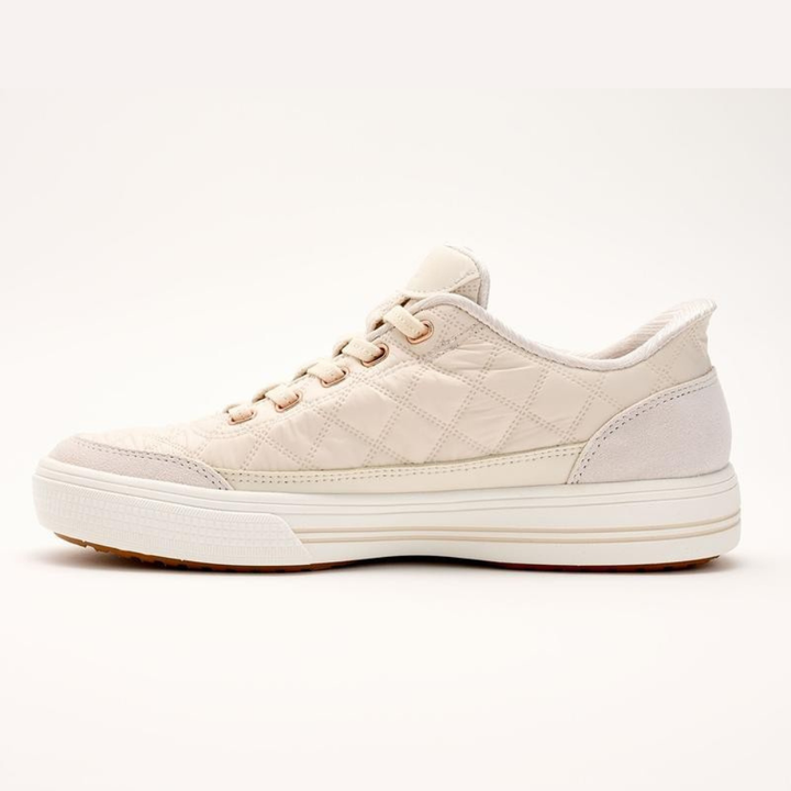 Valora Quilted Cloud Sneakers – Walk Like You&