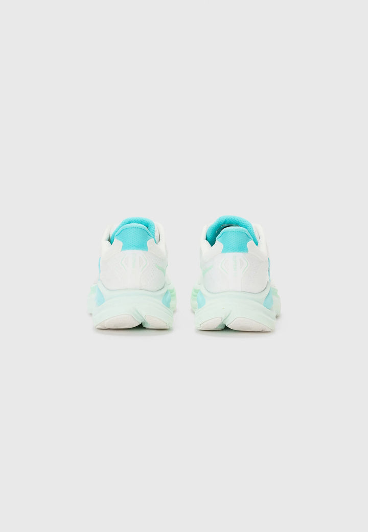 Valora Hoka Clifton 10