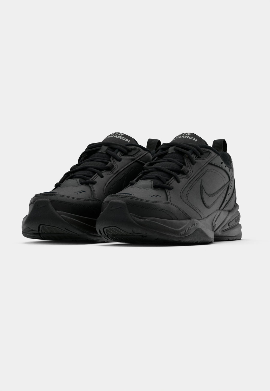 Nike  AIR MONARCH IV