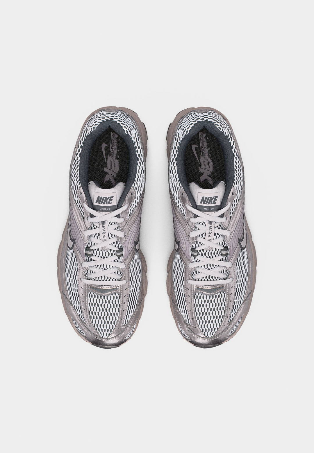 Nike AIR MAX MOTO 2K - Low-top Sneakers