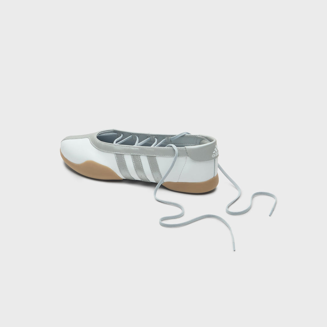 adidas WMNS Taekwondo Mei Ballet - Cloud White / Silver Metallic / Gum