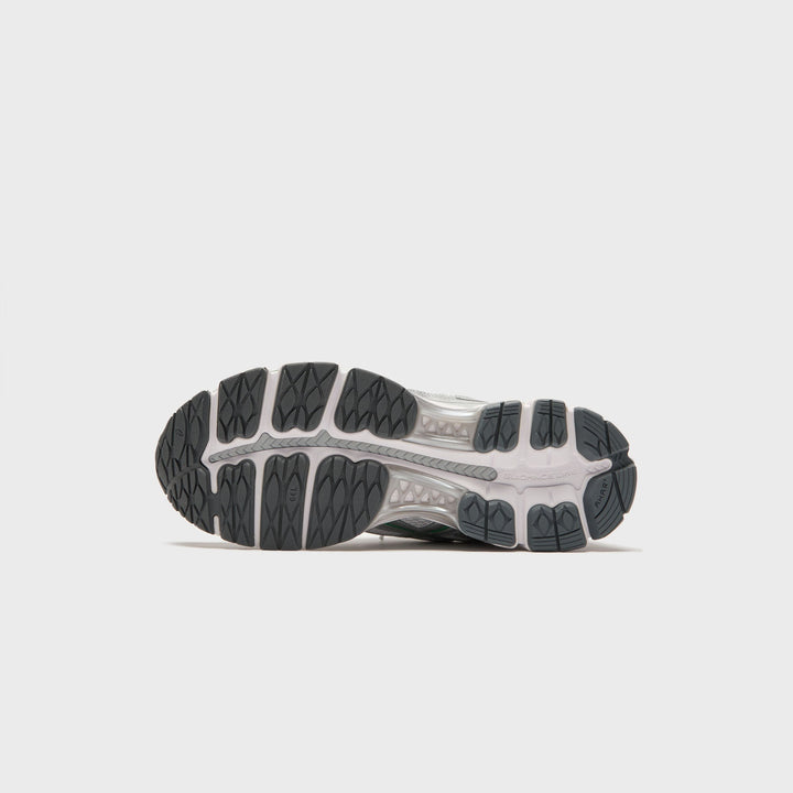 ASICS GEL-KAYANO® 12.1 - White / Pure Silver