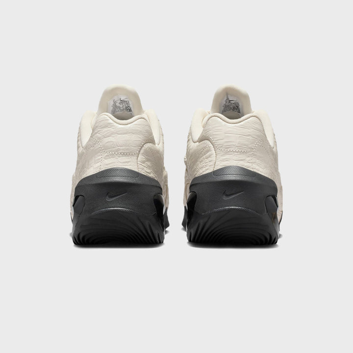Nike WMNS Air Max Muse SE - Light Orewood Brown / Metallic Silver / Black