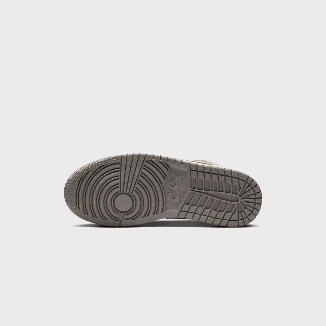 Jordan WMNS Air Jordan 1 Low SE - Enigma Stone / Pale Ivory / Hemp / Oatmeal