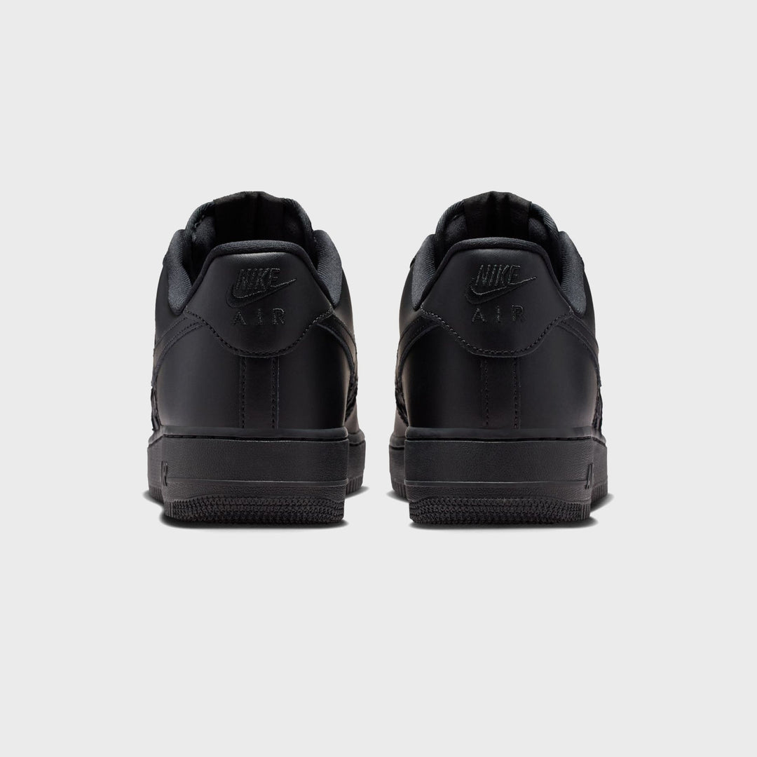 Nike Air Force 1 &