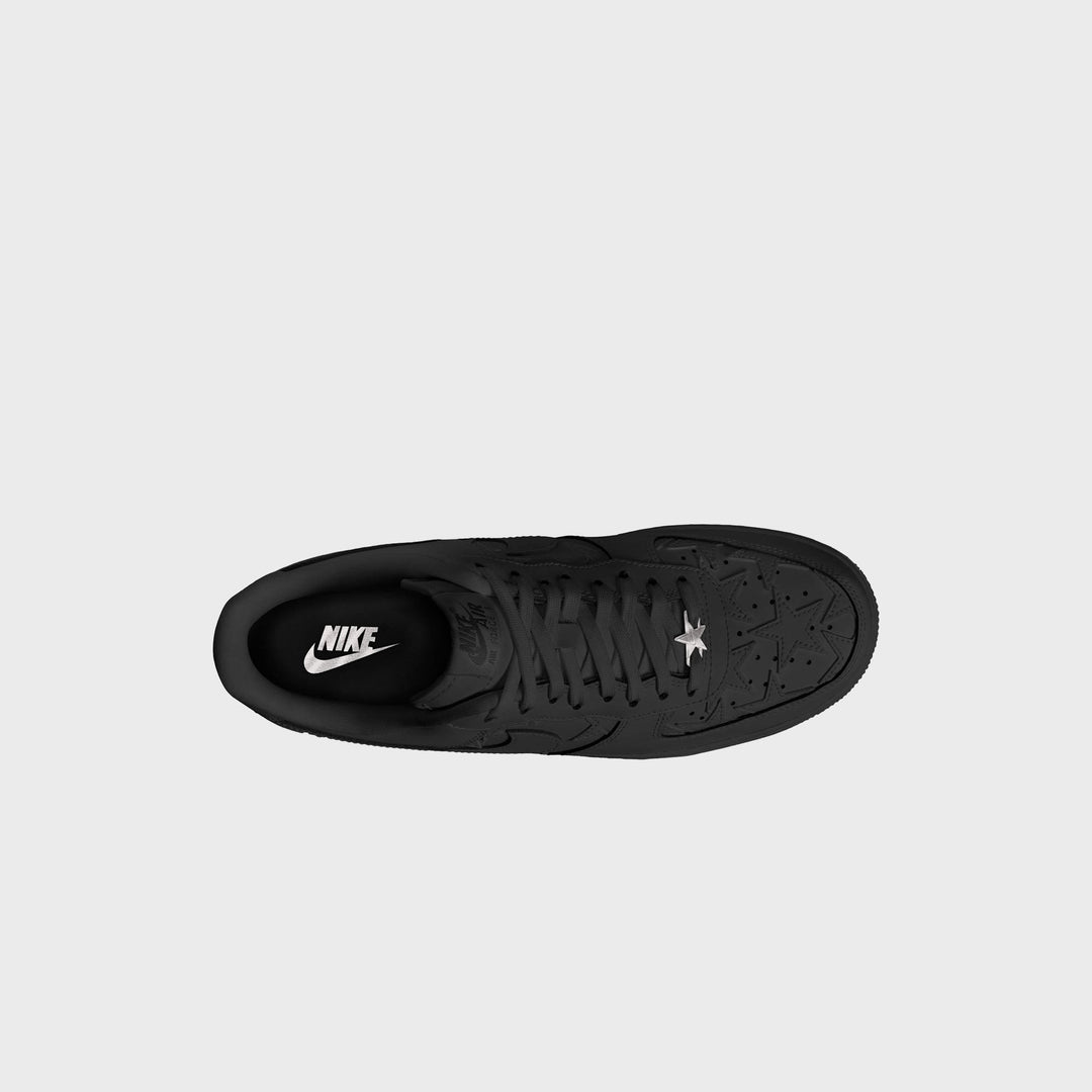 Nike Air Force 1 &