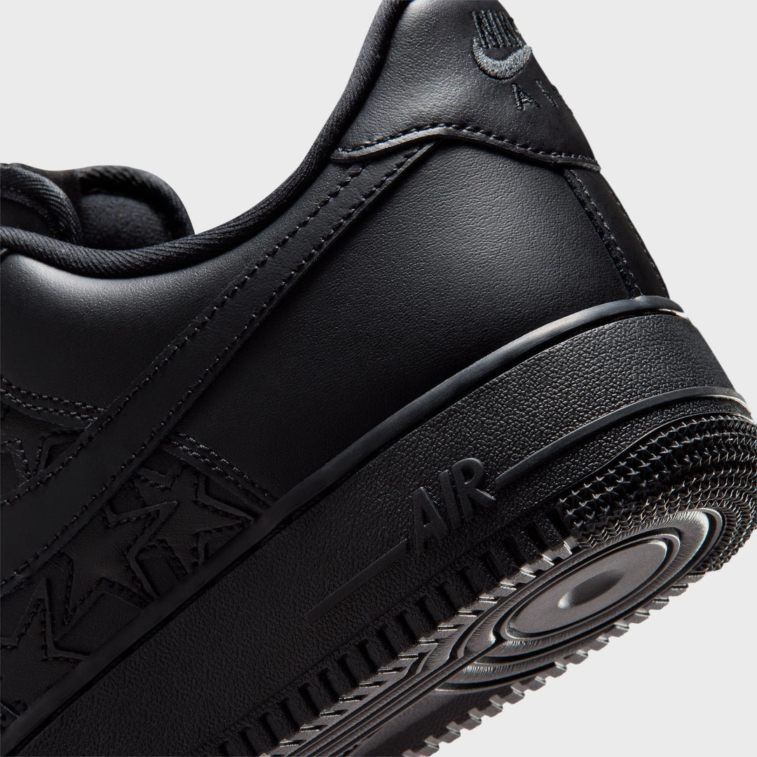 Nike Air Force 1 &