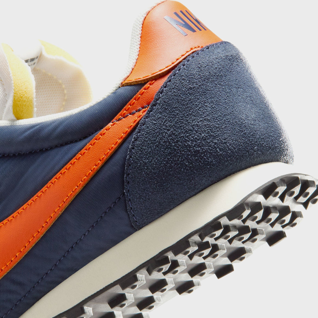 Nike Waffle Racer - Midnight Navy / Safety Orange / Sail