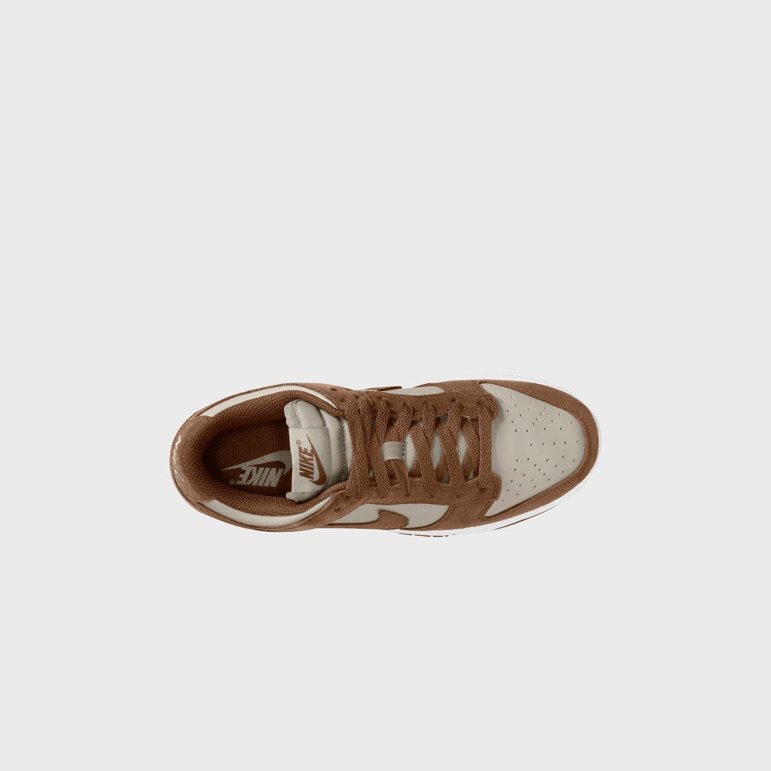 Nike WMNS Dunk Low Suede - Light British Tan / Cream II / White