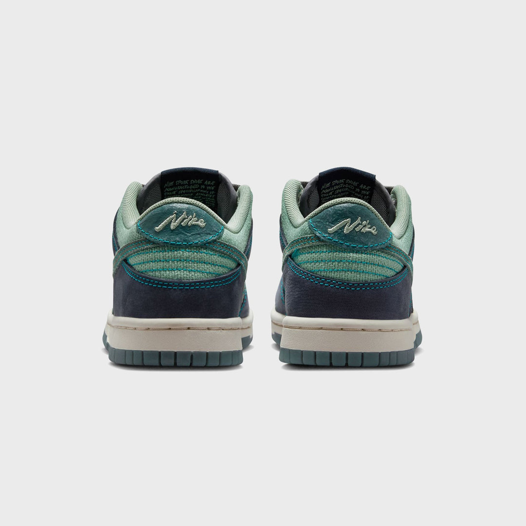 Nike GS Dunk Low LV8 1 - Pencil Point / Dark Obsidian / Steam / Mineral Slate
