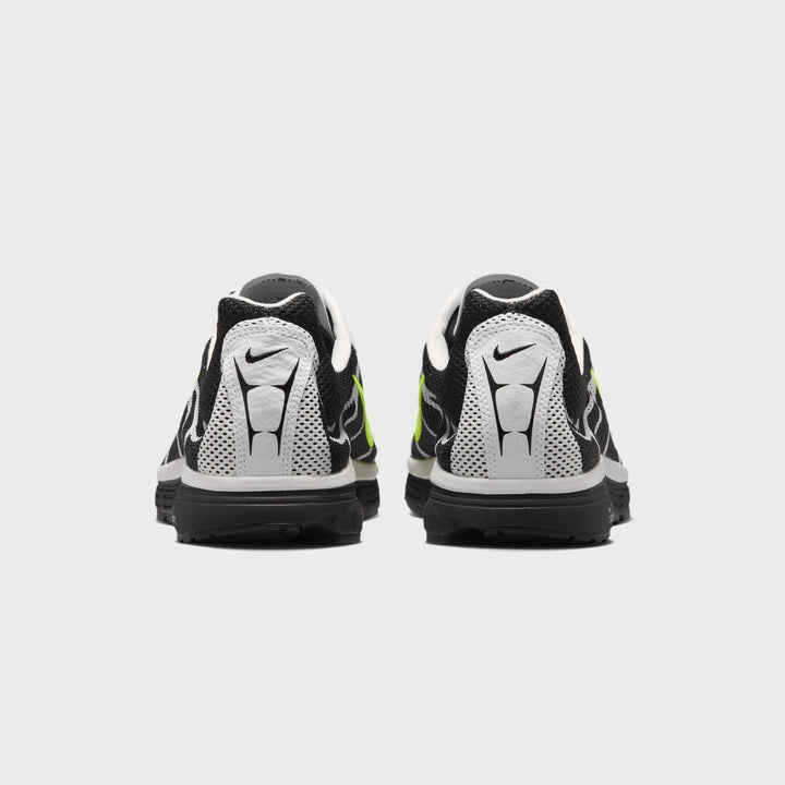 Nike Zoom Streak 3 - White / Volt / Flat Pewter / Black