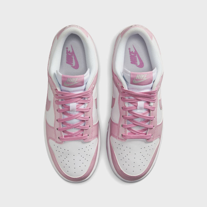 Nike WMNS Dunk Low SE - White / Metallic Silver / Pink Rise