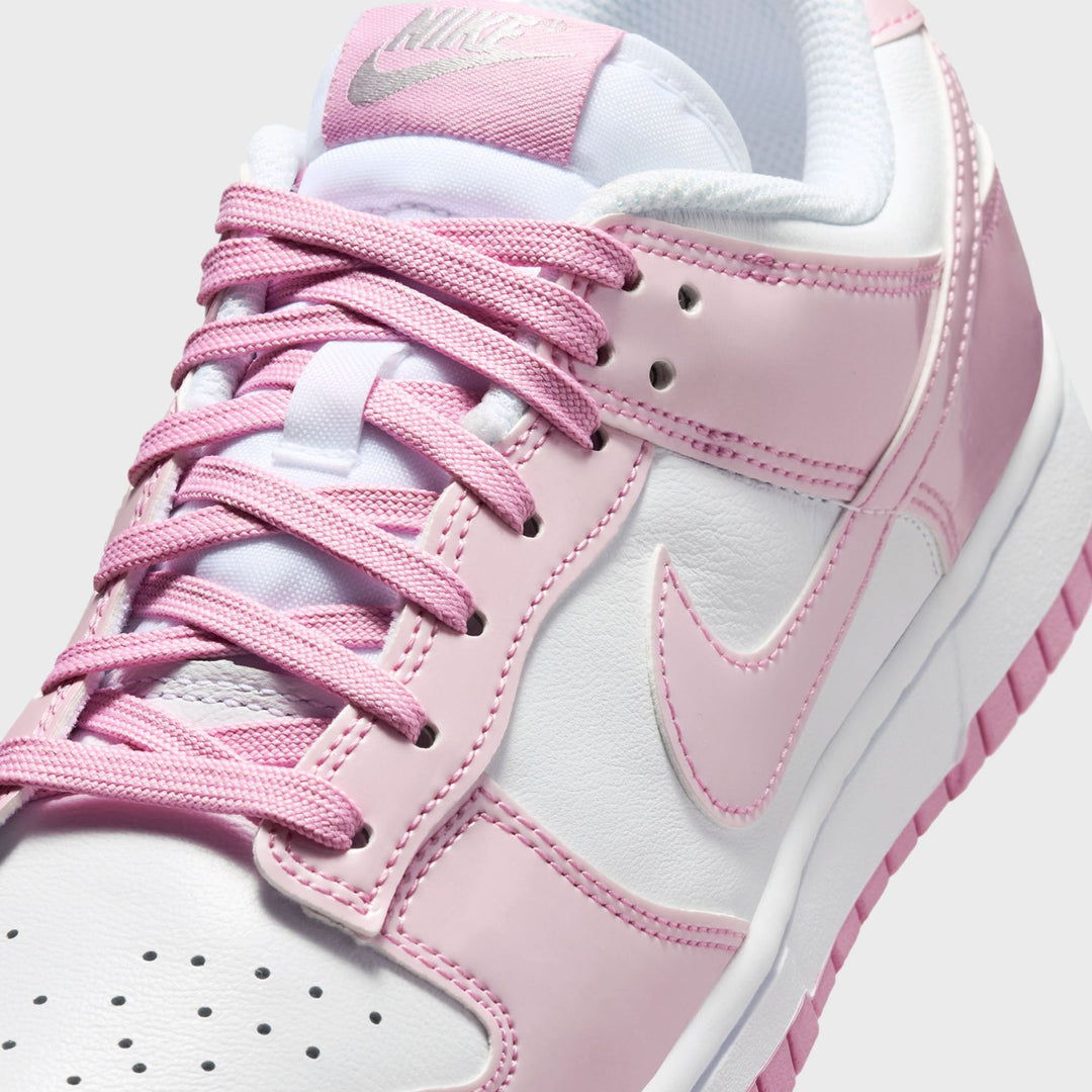 Nike WMNS Dunk Low SE - White / Metallic Silver / Pink Rise
