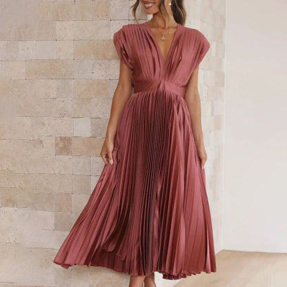 Grace & Annalee™ | Timeless Pleated Midi Dress