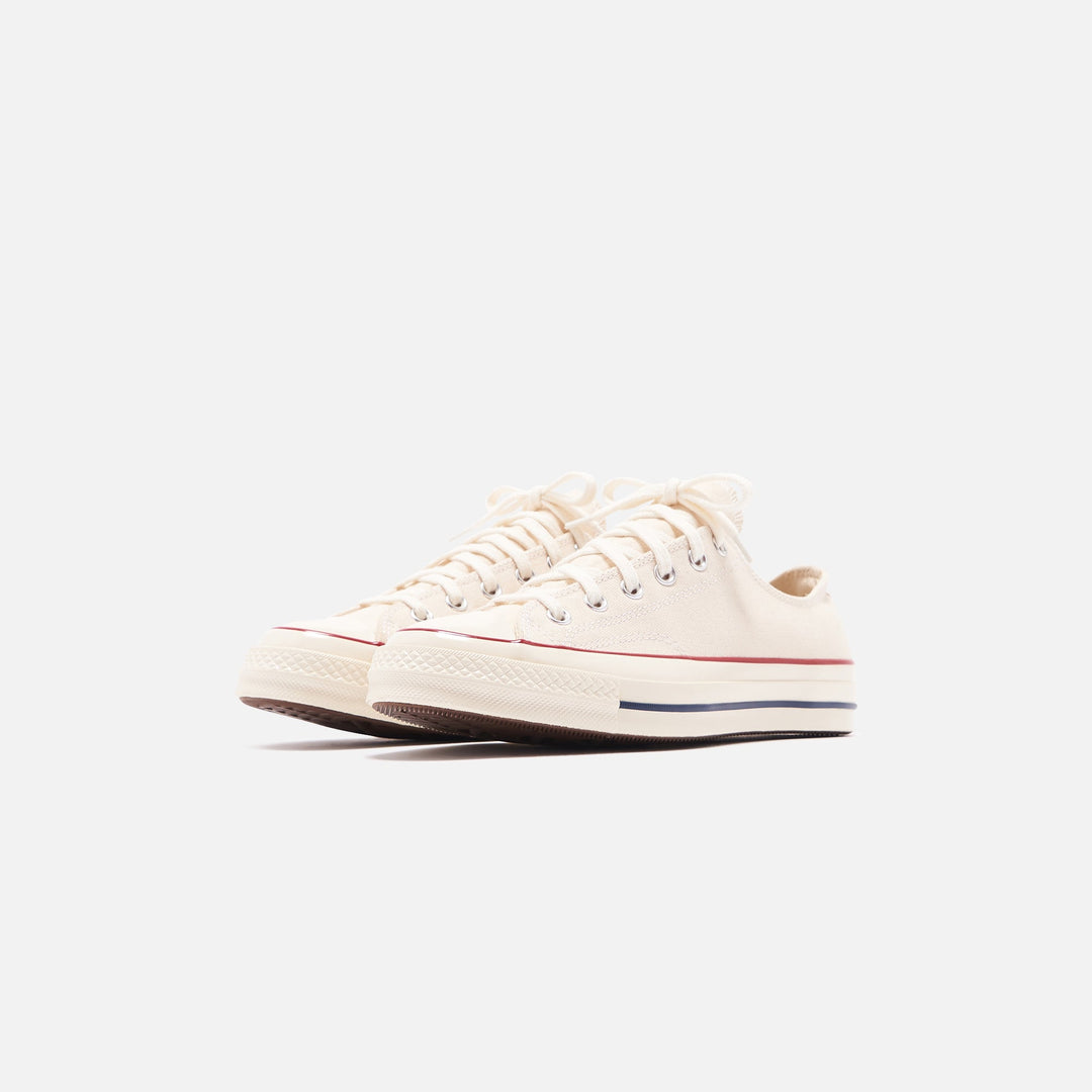 Converse Chuck Taylor &