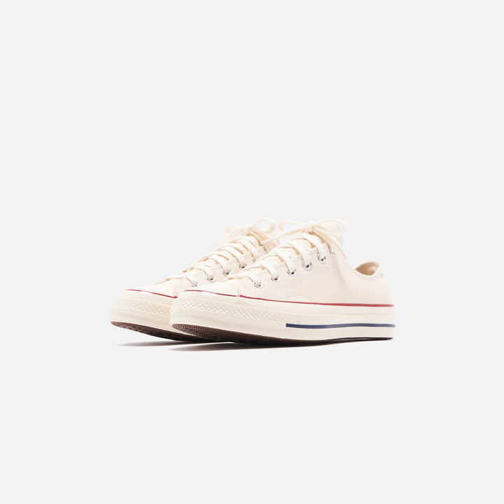 Converse Chuck Taylor &