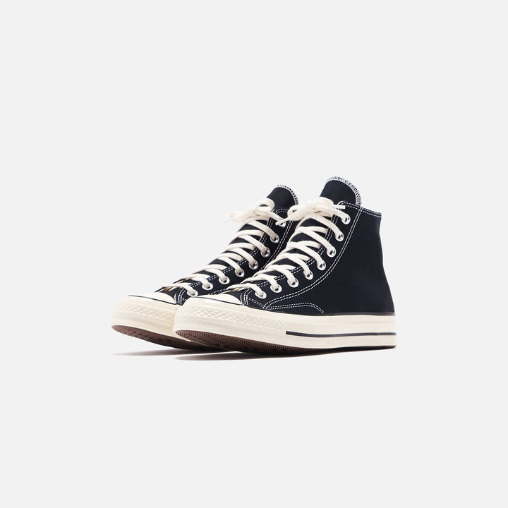 Converse Chuck Taylor &