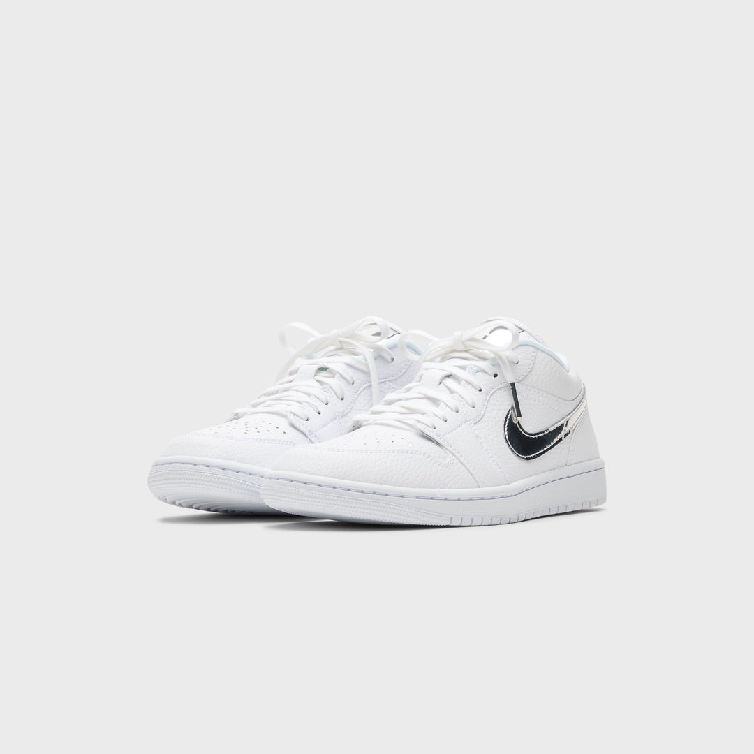 Jordan WMNS Air Jordan 1 Low SE - White / Metallic Silver
