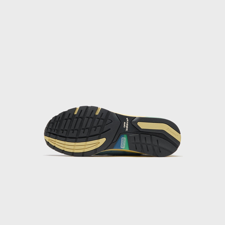 New Balance Made In USA 992 - Sea Stone / Green Apple / Maize