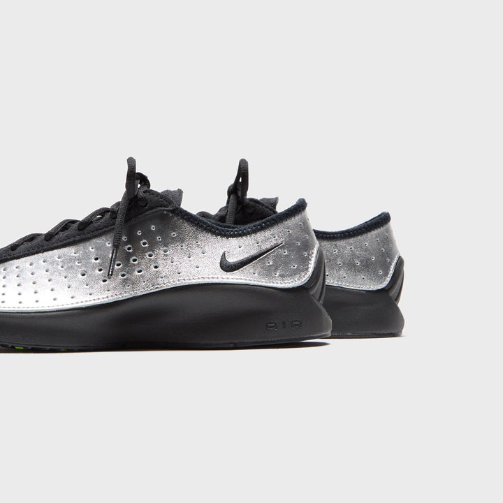 Nike WMNS Air Superfly - Metallic Silver / Black / Anthracite / Volt