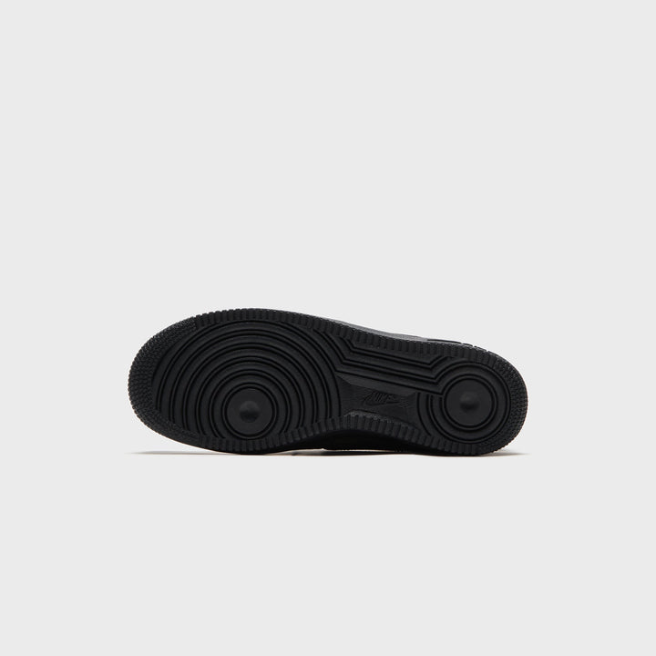 Nike Air Force 1 &