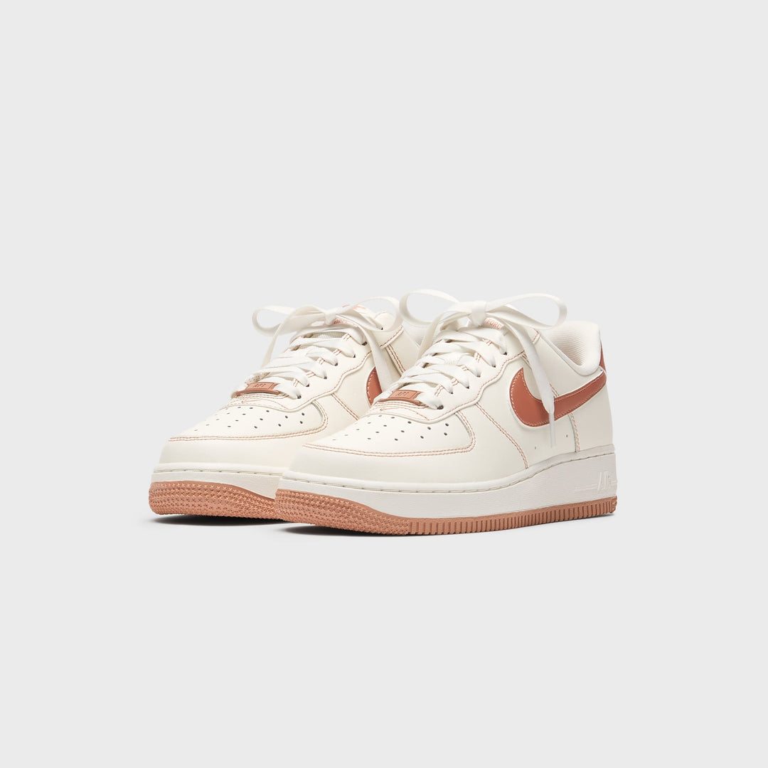 Nike WMNS Air Force 1 &