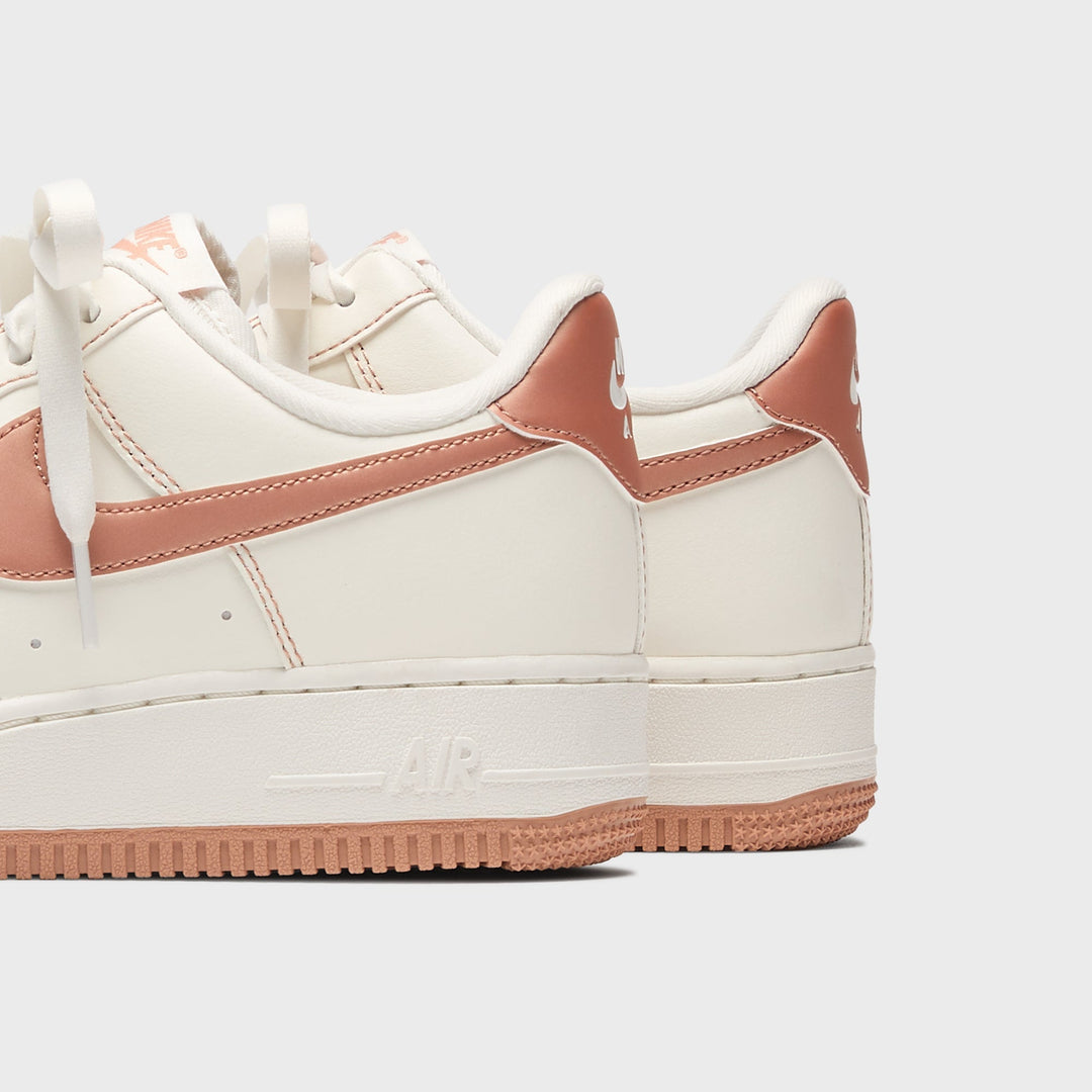 Nike WMNS Air Force 1 &