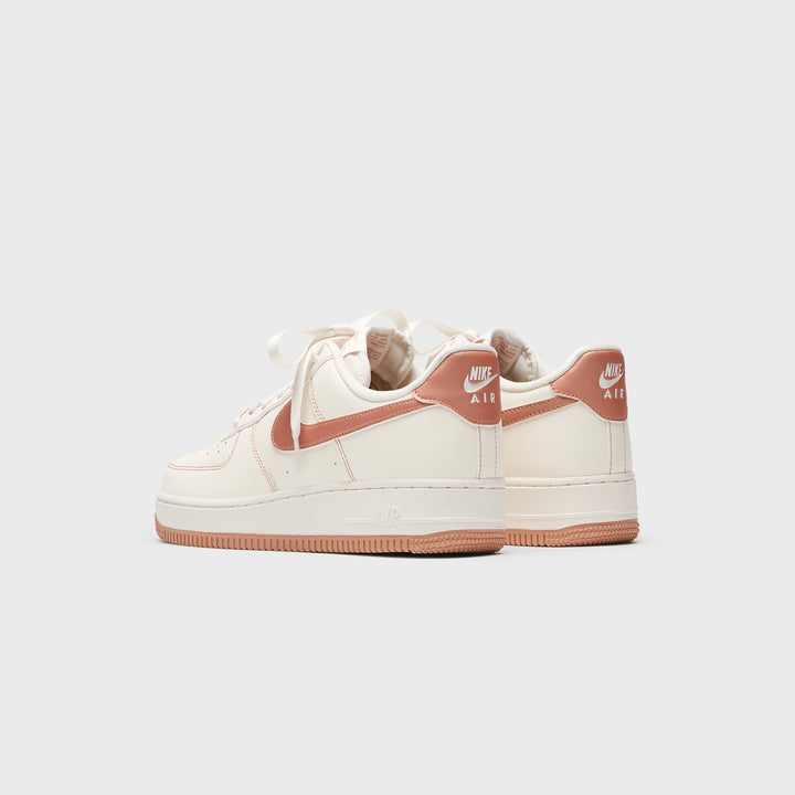 Nike WMNS Air Force 1 &