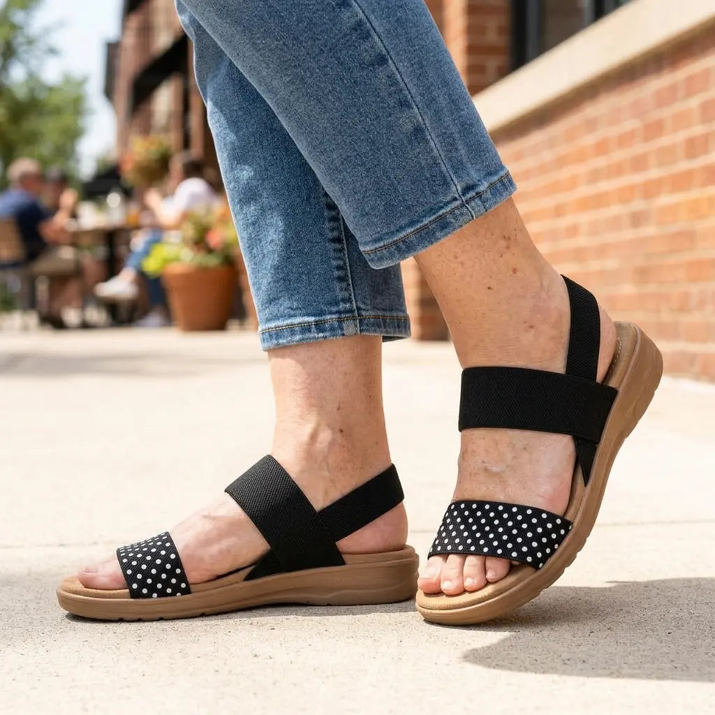 Everyday Ease™ Stretch Sandals