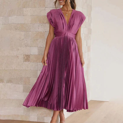 Grace & Annalee™ | Timeless Pleated Midi Dress