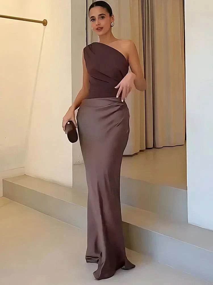 Grace & Annalee™ | Maxi Dress with a Guilt in Satin