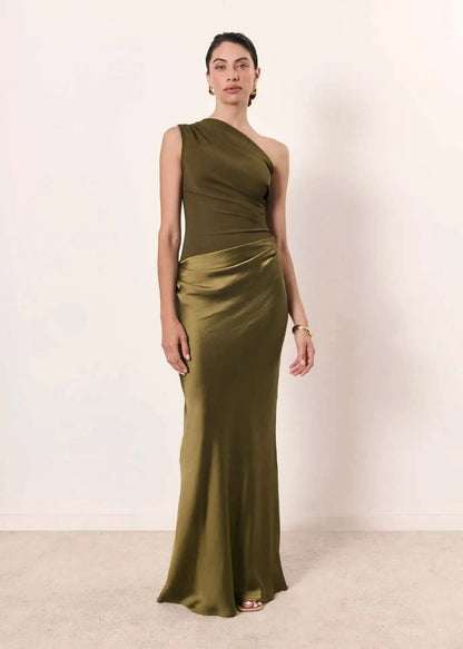 Grace & Annalee™ | Maxi Dress with a Guilt in Satin